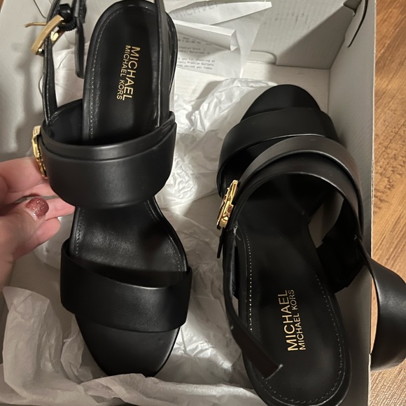 Michael Kors Heels - Picture 2 of 3